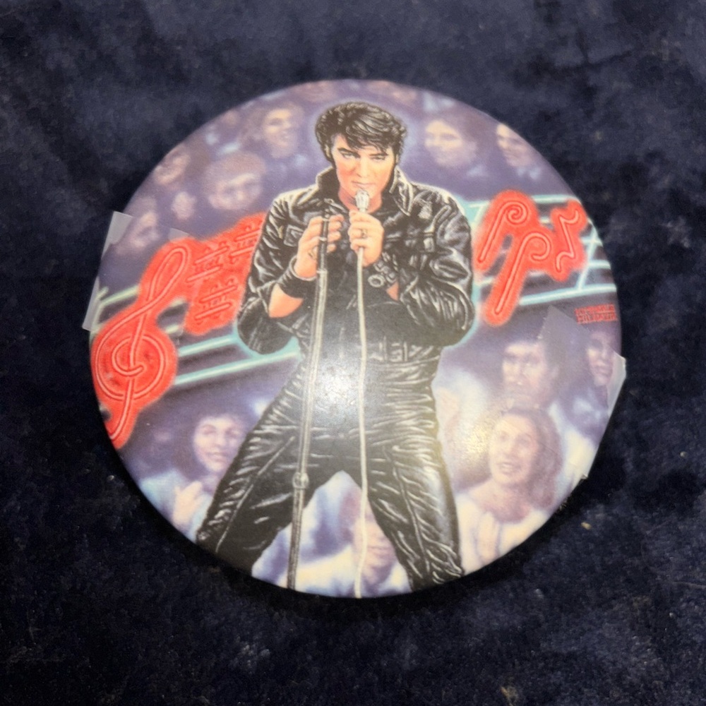 Elvis Presley “1968 Comeback Special” Music Box Collection (1992)